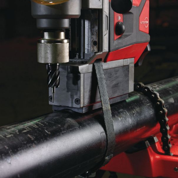 MILWAUKEE Aku. magnetna bušilica sa permanentnim magnetom 18V 2x5Ah - M18FMDP-502C - 4933451012