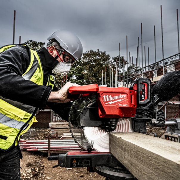 MILWAUKEE Aku. potezna testera - Ger 305mm 18V 12Ah - M18FMS305-121 - 4933471122