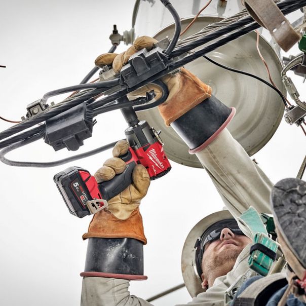 MILWAUKEE Aku. udarni pištolj 1/2” 18V 2x5Ah - M18FMTIW2F12-502X - 4933478450