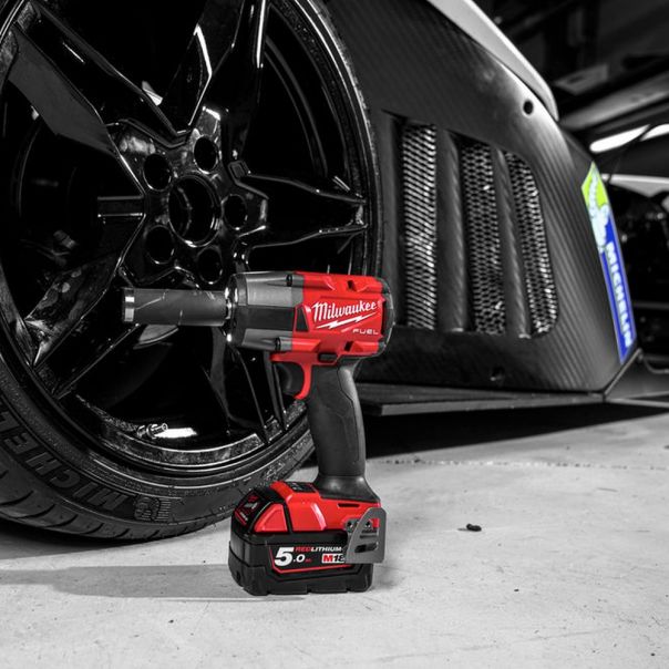 MILWAUKEE Aku. udarni pištolj 1/2” 18V 2x5Ah - M18FMTIW2F12-502X - 4933478450