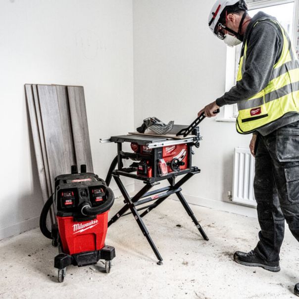 MILWAUKEE Aku. stoni cirkular 210mm 18V 12Ah - M18FTS210-121B - 4933464225