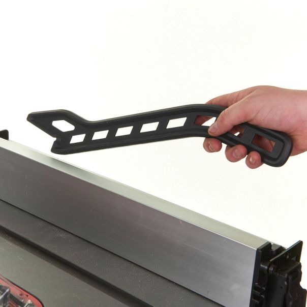 MILWAUKEE Aku. stoni cirkular 210mm 18V 12Ah - M18FTS210-121B - 4933464225