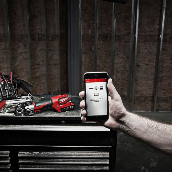 MILWAUKEE Aku. hidraulična presa za kablove 18V 2Ah - M18HCCT-201C - 4933451194