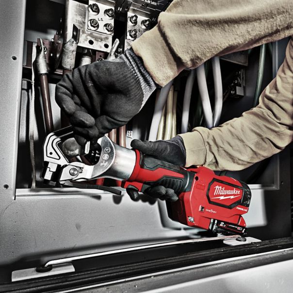 MILWAUKEE Aku. hidraulična presa za konektore 18V 2x2Ah - M18HDCT-202C - 4933471950