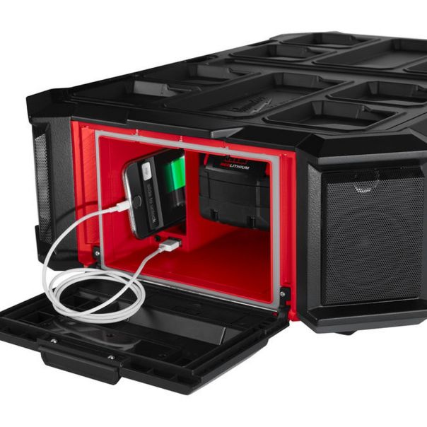 MILWAUKEE Radio-Punjač PACKOUT 18V/230V - M18PRCDAB+-0, SOLO (bez baterije i punjača) - 4933472112