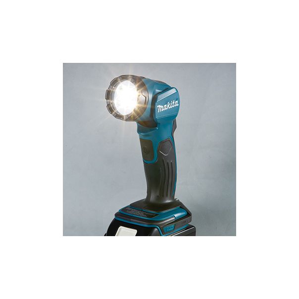 MAKITA LED lampa DEBDML815; bez baterije i punjača - DEBDML815