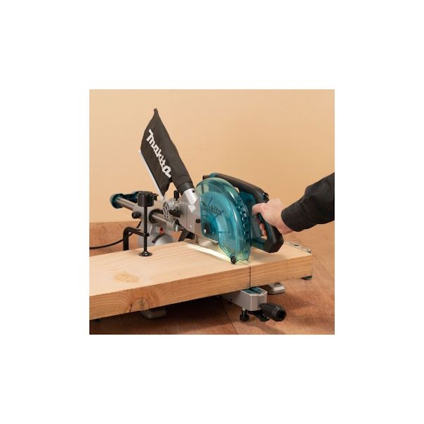 MAKITA Nagibna stona kružna testera 1200W, 216mm LS0816F - LS0816F