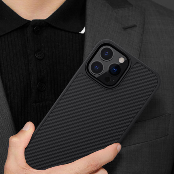 Maska za iPhone 13 Pro Max Nillkin Synthetic Fiber crna - 054504