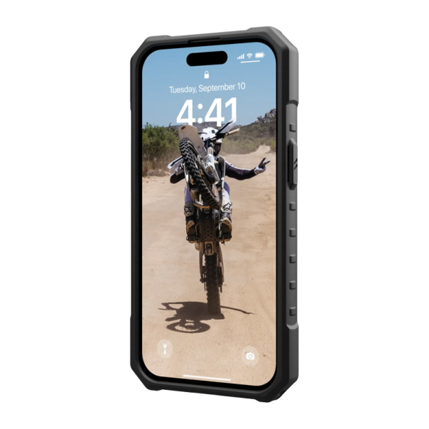 Maska UAG Pathfinder Mag Case iPhone 15 crna - 611689