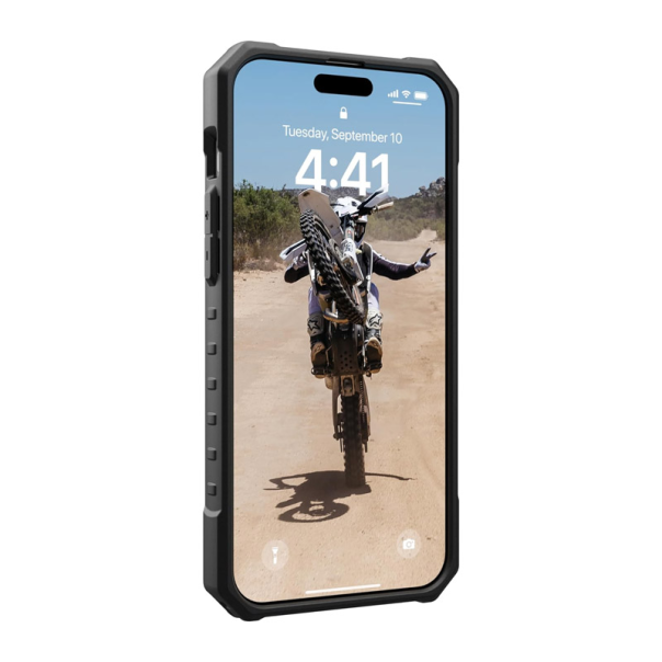 Maska UAG Pathfinder Mag Case iPhone 15 Pro Max bela - 613549