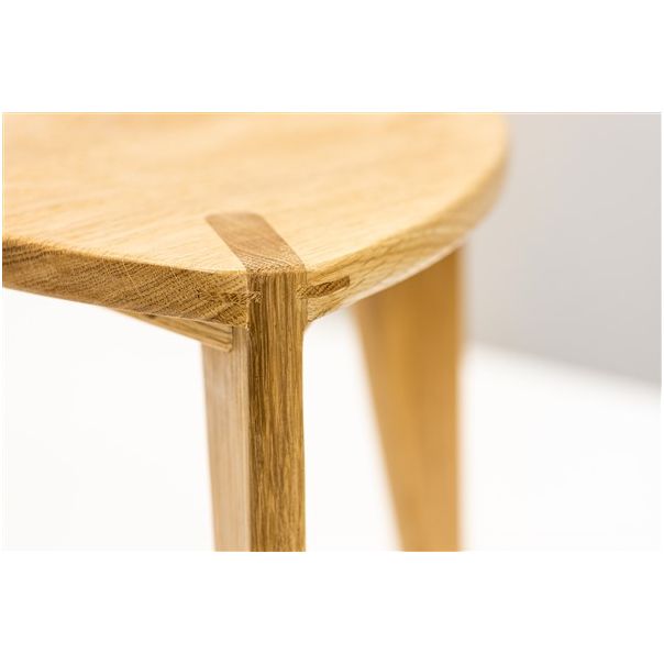 MEDA FURNITURE Hoklica Oku Heimen M – hrast 30 cm - HrastM30rav