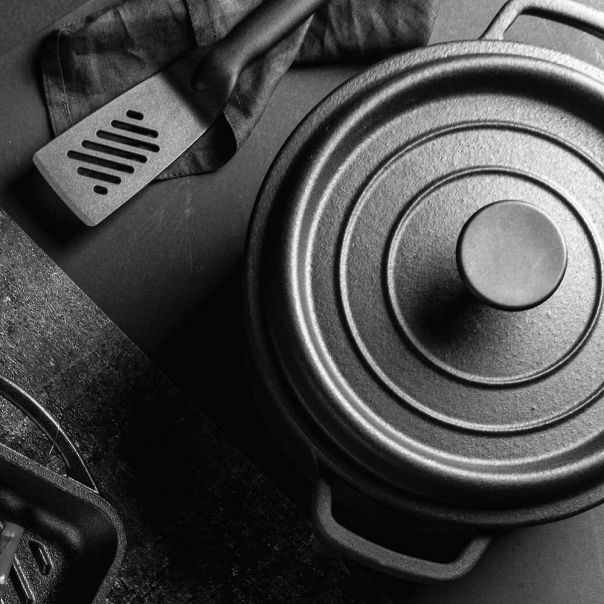 MUHLER Šerpa od livenog gvožđa 24x10.5cm Tika MR-2448CI - MH 1004357