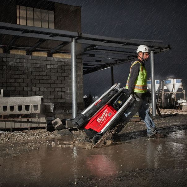 MILWAUKEE Baterijski led reflektor 6Ah sa postoljem - MXFTL-601 - 4933471844