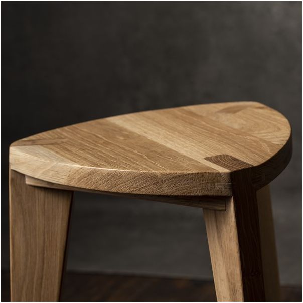 MEDA FURNITURE Hoklica Nara Hira M – hrast 45 cm - HrastL45rav