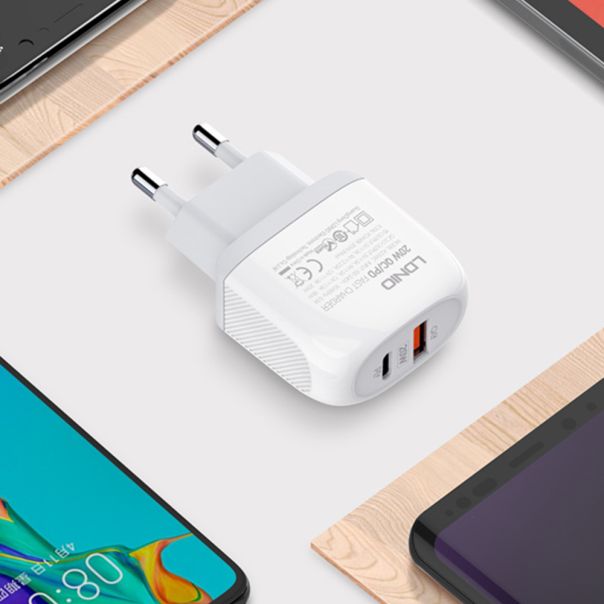 LDNIO Kućni punjač A2316C 2xUSB 20W Type-C na Lightning, bela - P1125