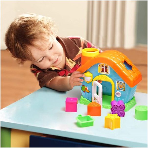 INFUNBEBE Igračka za bebe Moja prva kućica 12+m - PL2052-1