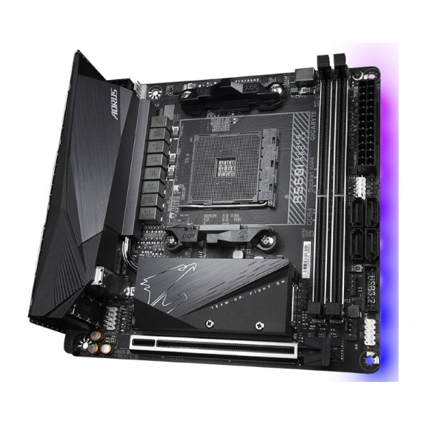 GIGABYTE B550I AORUS PRO AX rev. 1.0 - PLO03005