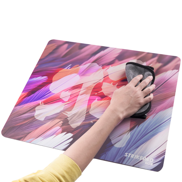 Podloga za miš Fantech MST491P Holographic Strikepad PRO crvena - G213448