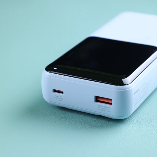 Power bank prenosiva baterija REMAX Cynlle Series RPP-680 PD 20W+QC 22.5W 20000mAh plavi - 217161