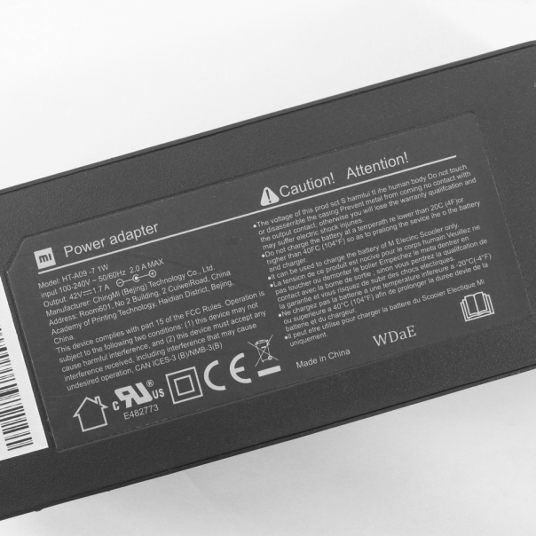 Punjač za električni trotinet Xiaomi M365 (PA-10) 42V 2A ORG - 86425
