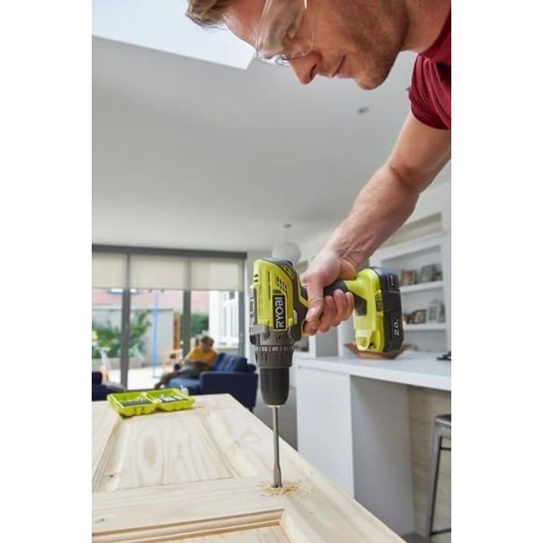 RYOBI Akumulatorska udarna bušilica set sa 2 baterije 2Ah i punjačem R18PD3-220S - R18PD3-220S