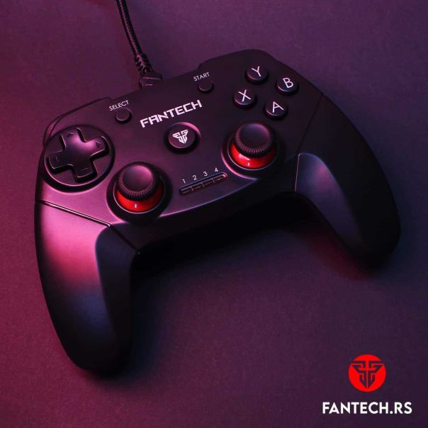 FANTECH Joypad GP12 REVOLVER CRNI - 92138