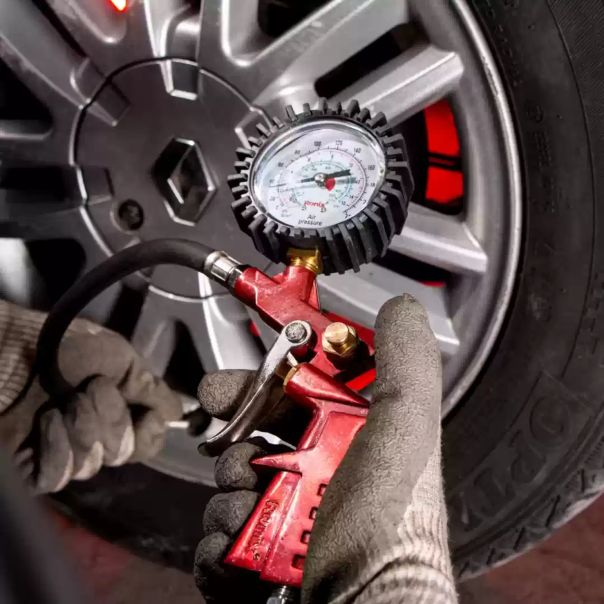 RONIX Pištolj za pumpanje guma (max 7.93bar) RH-6801 BL 63mm/0-12bar skala - RH-6801RX