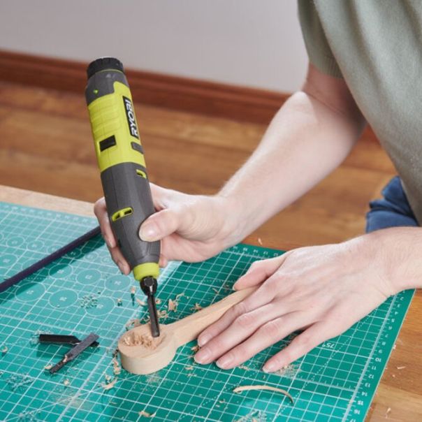 RYOBI Akumulatorski alat za rezbarenje USB Lithium 4V (2,0 Ah) RPC4-120G - RPC4-120G