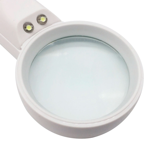 Rucna lupa 3x sa LED svetlom - 220451