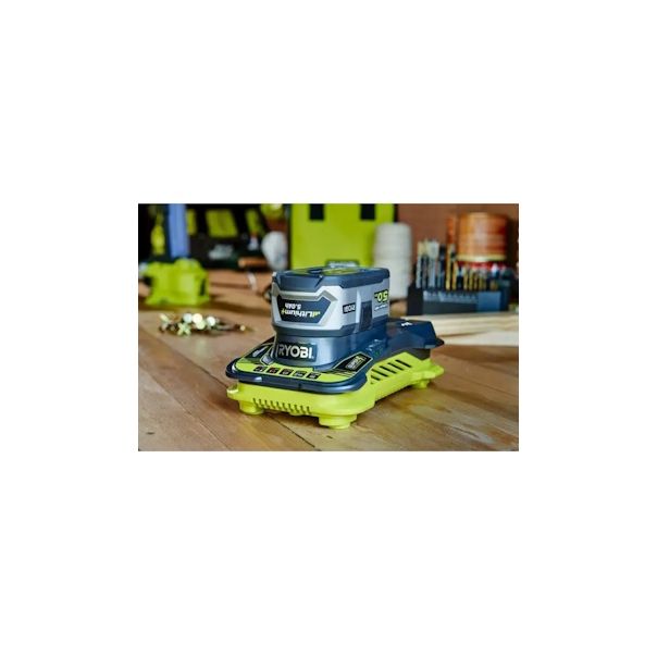 RYOBI Set, baterija 18V 6Ah + brzi punjač 5A RC18150-160X - RC18150-160X