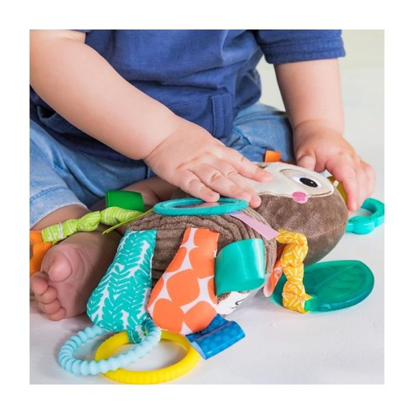 KIDS II Plišana igračka Bright stars Playful pals sloth - SKU12274