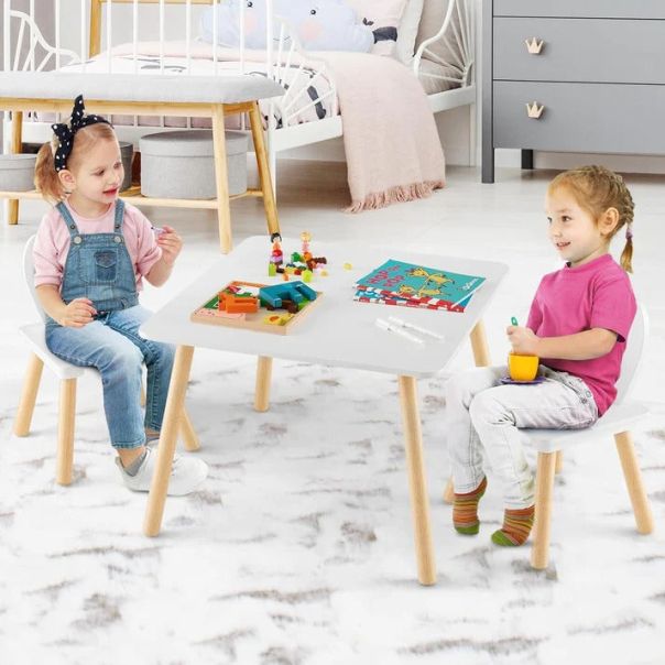 KINDER HOME Dečiji drveni sto sa 2 stolice,set za učenje,crtanje , jelo- BUNNY - TF-6176