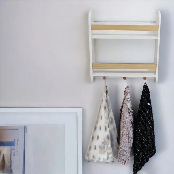 KINDER HOME Dečija polica KINDER HOME, Zid sa policama i vešalicama, bela, za dečiju sobu - TF-6931