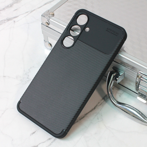 Maska za Samsung Galaxy S24 Plus Defender Carbon crna - 210948-1