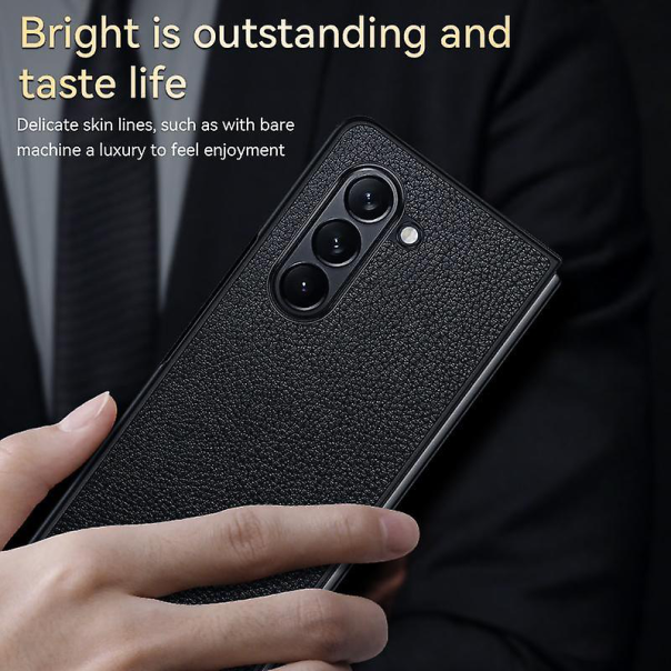 Maska za Samsung Galaxy Z Fold 5 5G Leather Fold bela - 209246