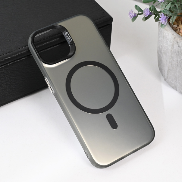 Torbica Magsafe Clear za iPhone 15 6.1 crna - 215478