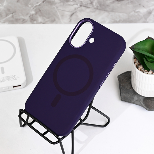 Torbica Magsafe Matte Color iPhone 16 6.1 ljubičasta - 218176