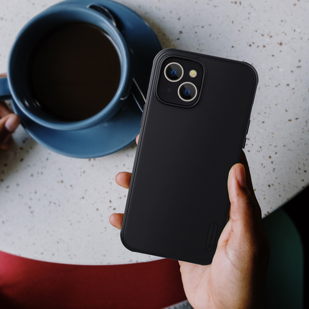 Maska za iPhone 14 Plus Nillkin Super Frosted Shield Pro crna - 203038