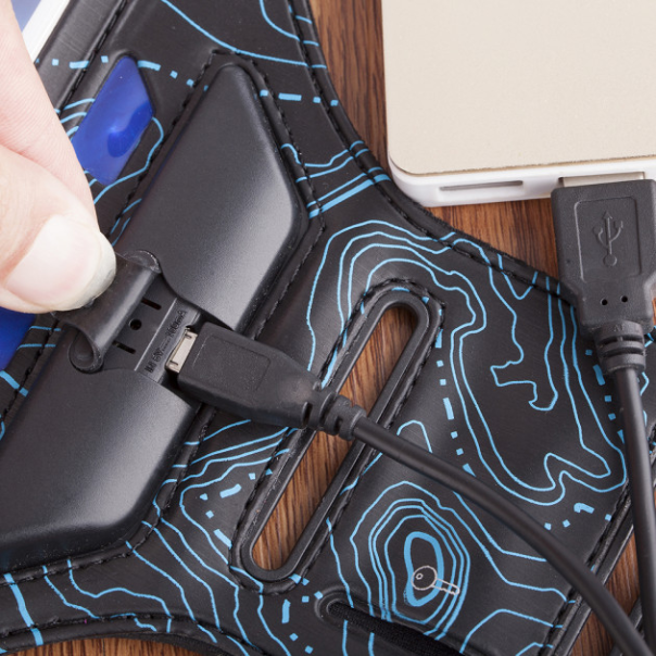 Torbica oko ruke Romix RH19 4.7 plava - 69758