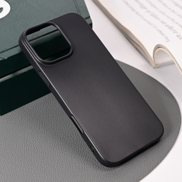 Maska za iPhone 16 Pro Max 6.9 mat silikonska Skin crna - 216102-1