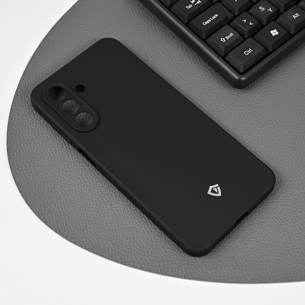 Maska za Samsung Galaxy A26 5G mat Teracell Skin crna - 220487