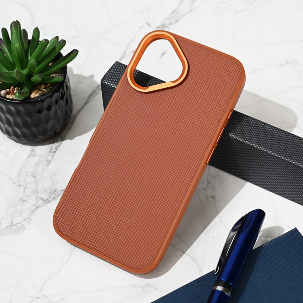 Maska za iPhone 16 6.1 braon Urban Case - 219490