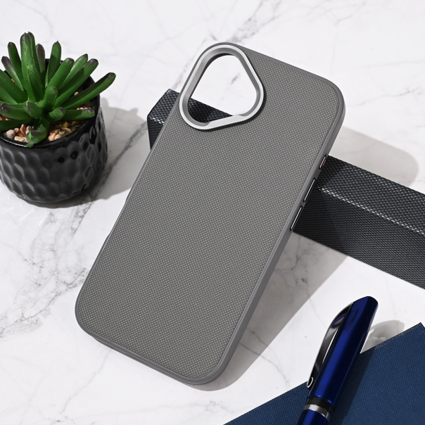 Maska za iPhone 16 6.1 Urban Case siva - 219491