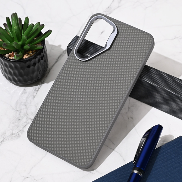 Maska za Samsung Galaxy S25 Plus Urban Case siva - 219511