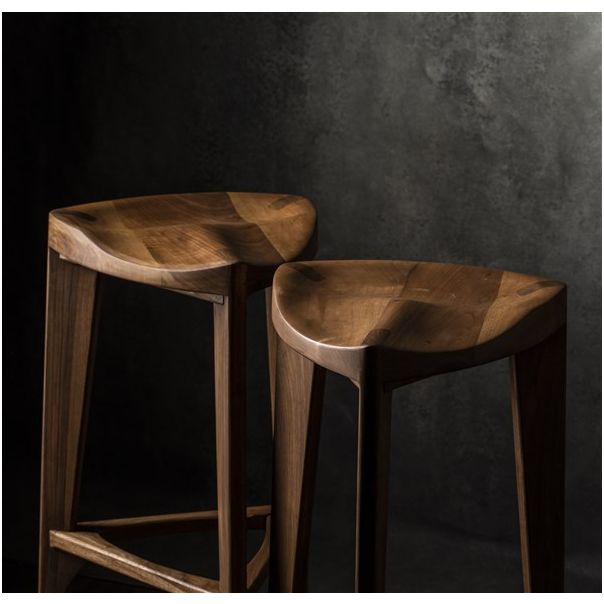 MEDA FURNITURE Drvena barska stolica Terca Orah - OrahTerIzd35