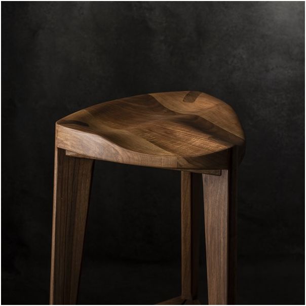 MEDA FURNITURE Drvena barska stolica Orah 40cm - OrahTerIzd40