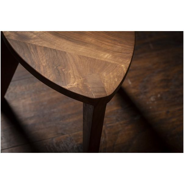 MEDA FURNITURE Hoklica Kurumi Heimen M – orah 30 cm - OrahM30rav