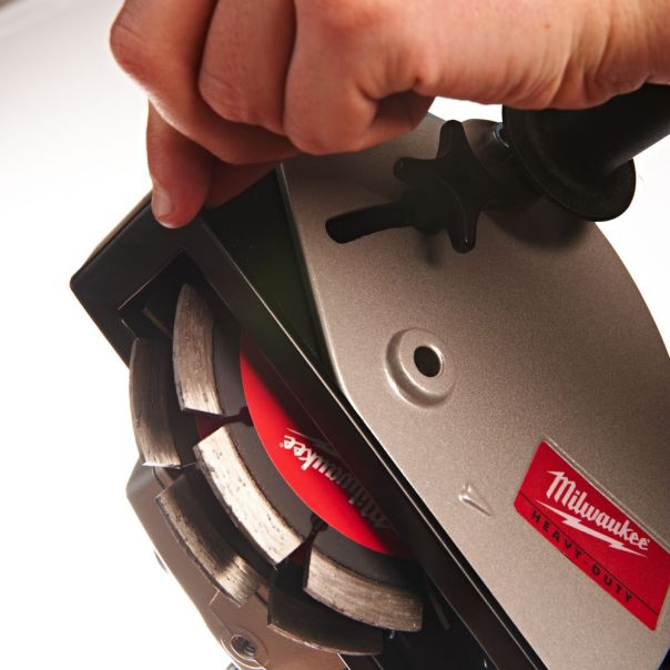 MILWAUKEE WCE 30 Šlicerica 1500W 30mm - 4933383855