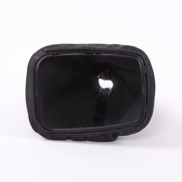 888 CAR ACCESSORIES Volkswagen Golf 4-Bora kožica menjača sa plastikom - YCG205