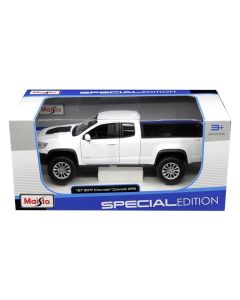 MAISTO Metalni model autića 1:27 2017 Chevrolet Colorado ZR2 31517WT - 55445